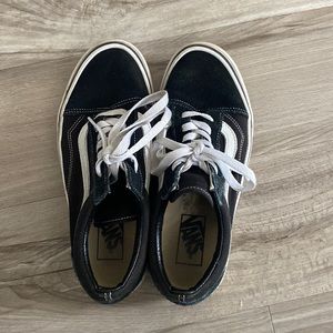 Black Vans